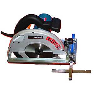 Дисковая пила Makita5705R