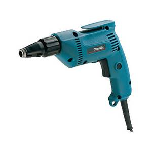 Шуруповерт Makita6821